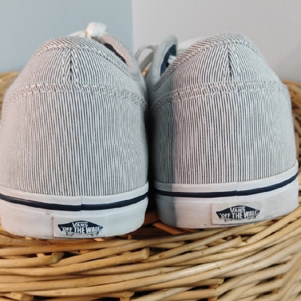 Vans Light Gray Canvas Shoes Women's Size 11 Lace Up Sneakers Casual Everyday - Picture 8 of 12